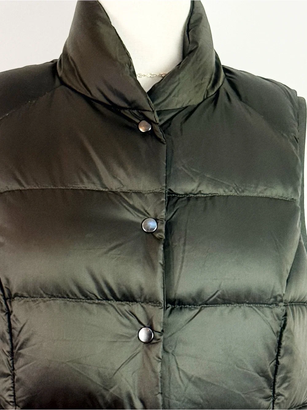 💋lululemon athletica Olive Quilted Down Vest size 6